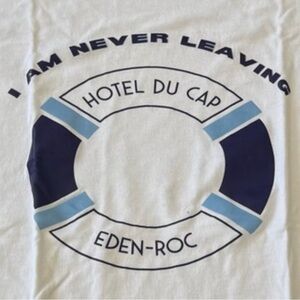 True Tribe 
L'HÔTEL DU CAP-EDEN-ROC Classic T-Shirt
